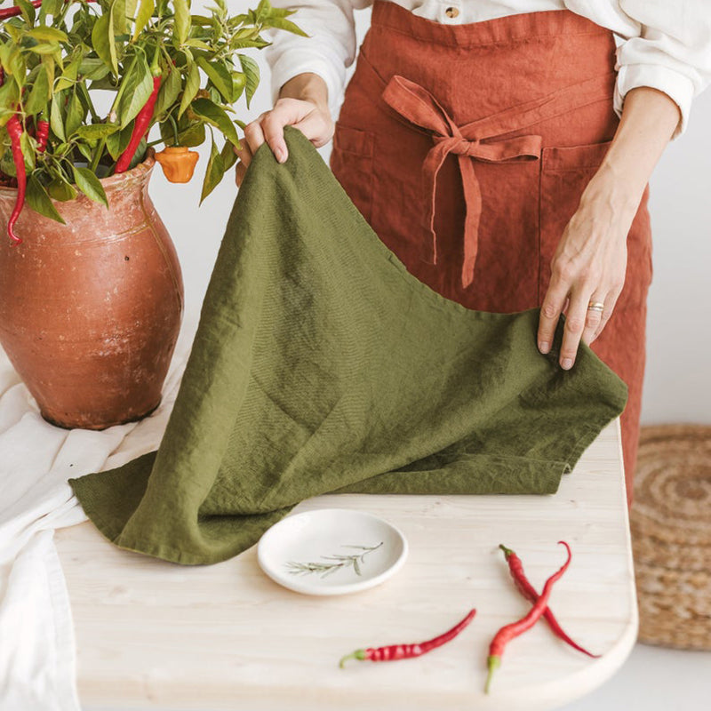Stonewashed linen tea towel, 35 x 55 cm