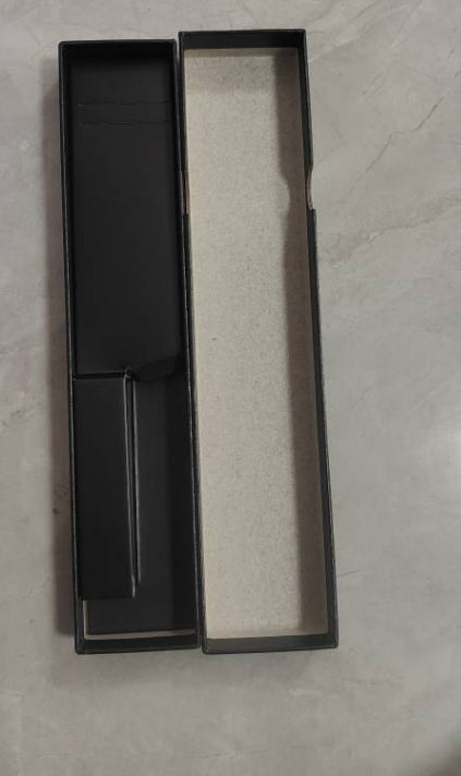 Hammered Damascus-pattern kitchen knife
