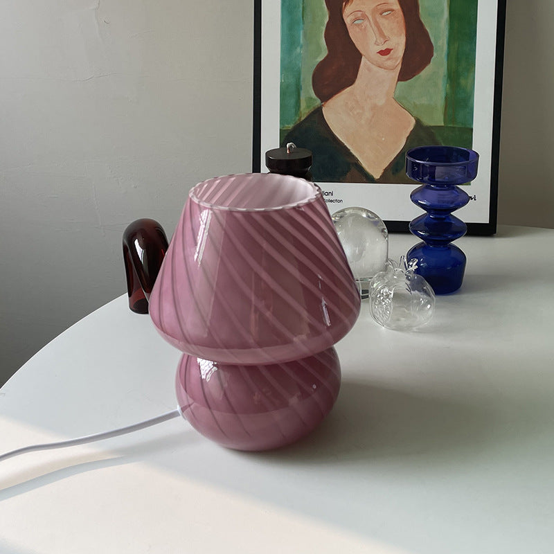 Swirl glass mushroom lamp