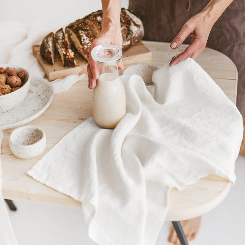 Stonewashed linen tea towel, 35 x 55 cm